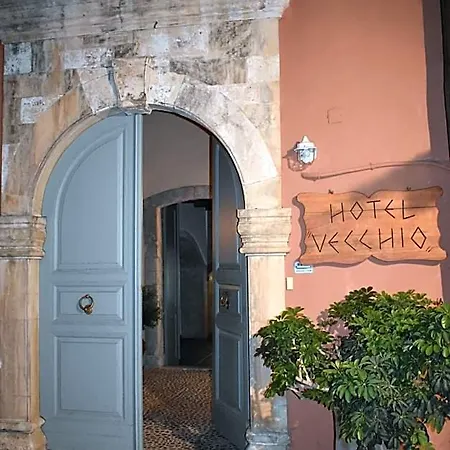 Vecchio 3*