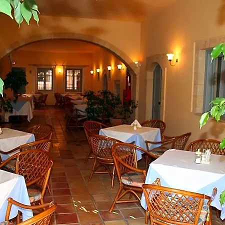 Vecchio Hotel 3*