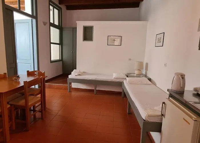 Vecchio Hotel 3*
