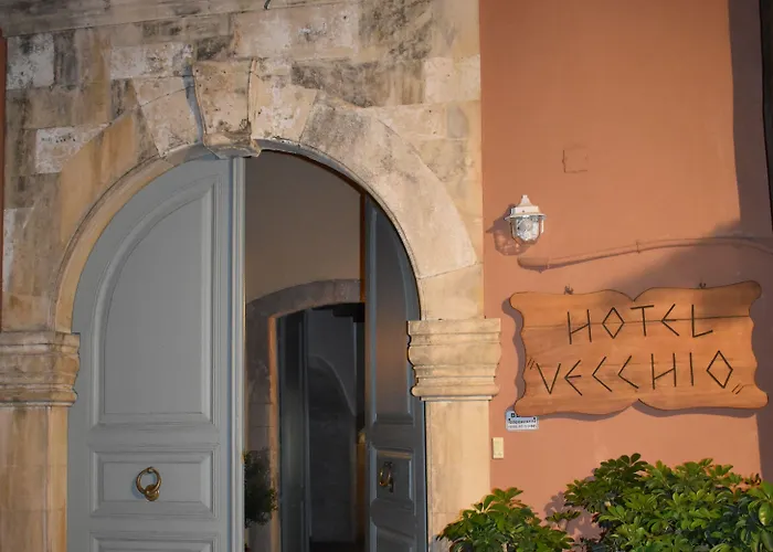 Vecchio 3* ريثيمنو